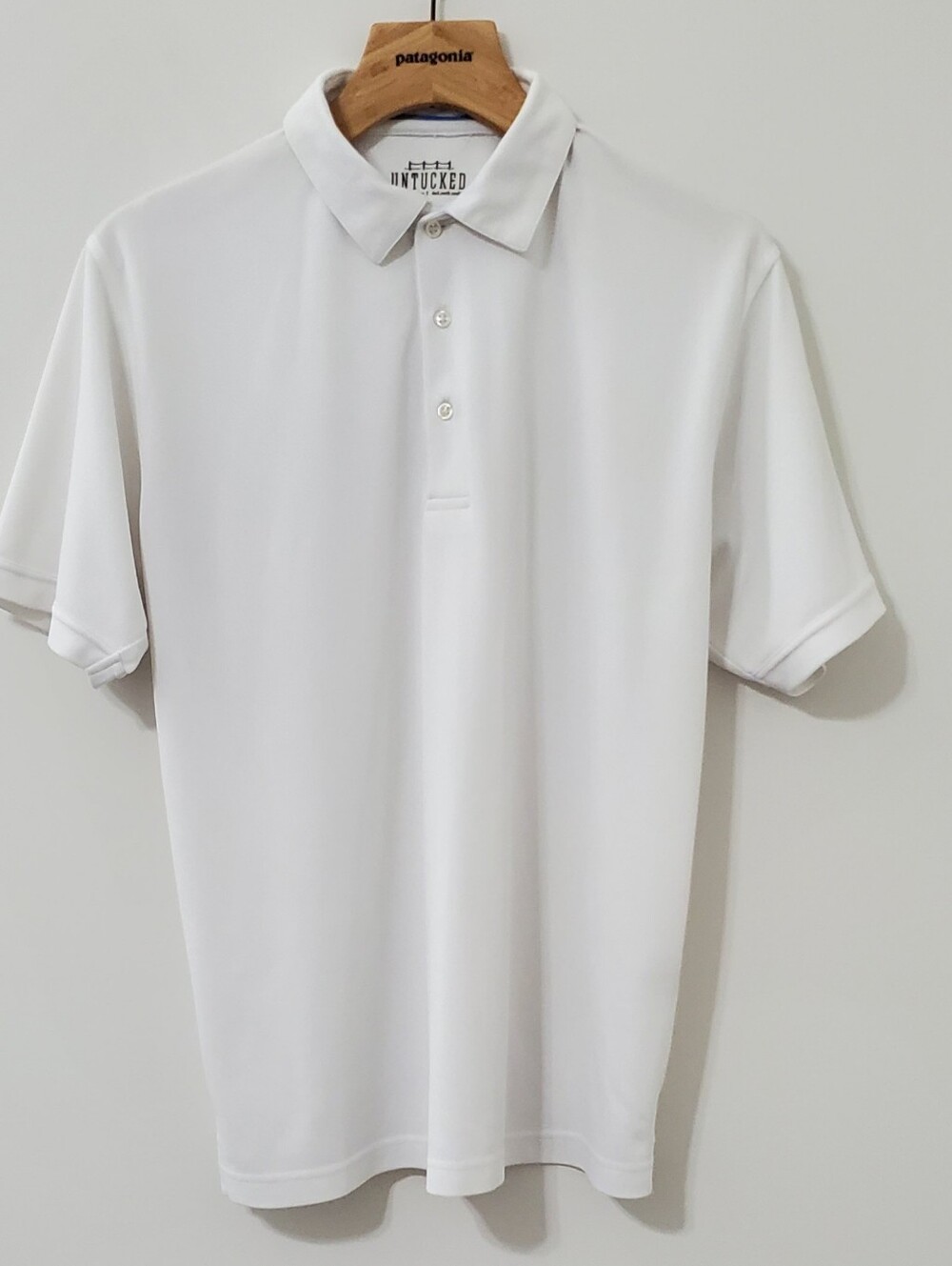 Untucked White Men's Polo Shirt Mens Size Medium